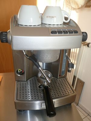 Wissensdatenbank Kaffee und - Graef um Espressomaschinen ES90 – KaffeeWiki die Espresso, rund
